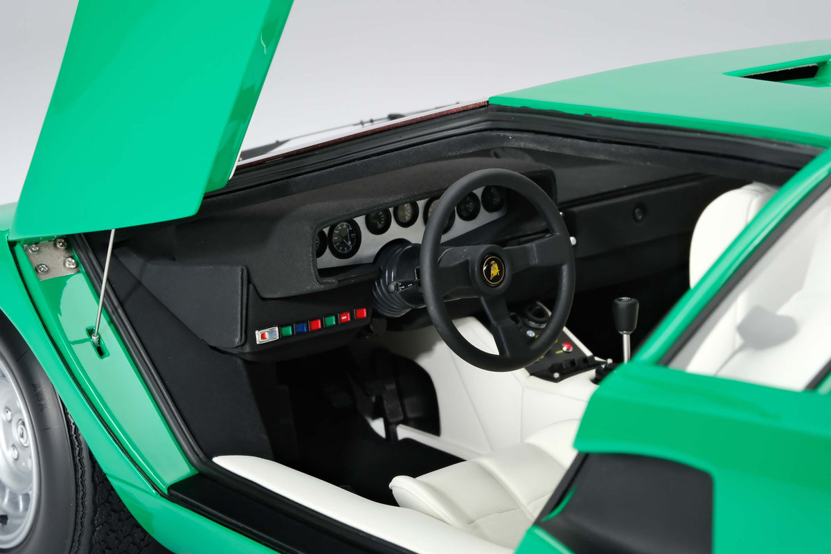 Lamborghini Countach LP400 (1974) - In Verde - 1:8 scale