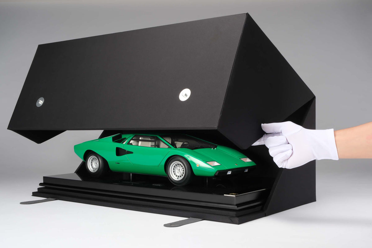 Lamborghini Countach LP400 (1974) - In Verde - 1:8 scale