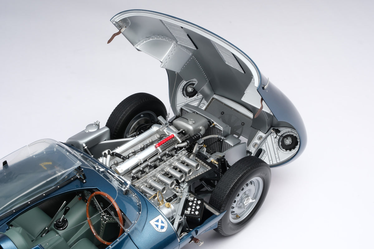 Jaguar D-type - Vainqueur du Mans 1957 - Flockhart & Bueb - Échelle 1/8