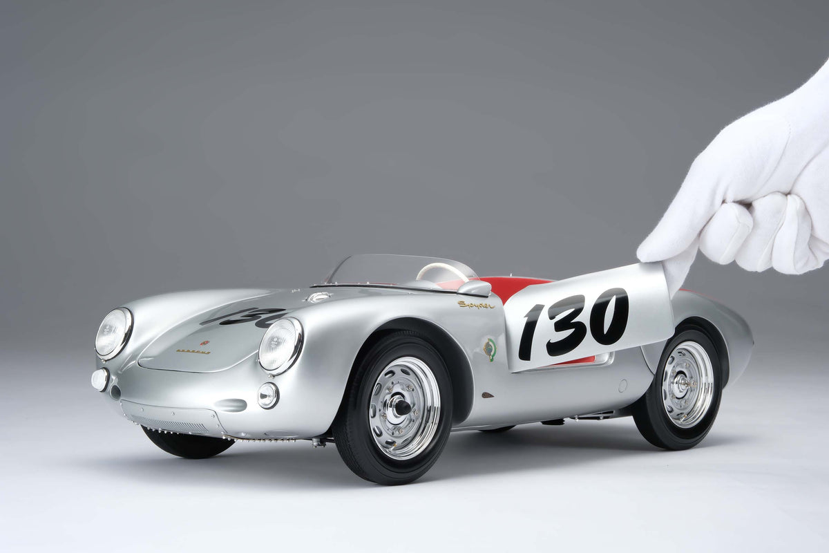 Porsche 550 RS Spyder 'Little Bastard' (1955) James Dean Figure Edition at 1:8 scale by Amalgam Collection