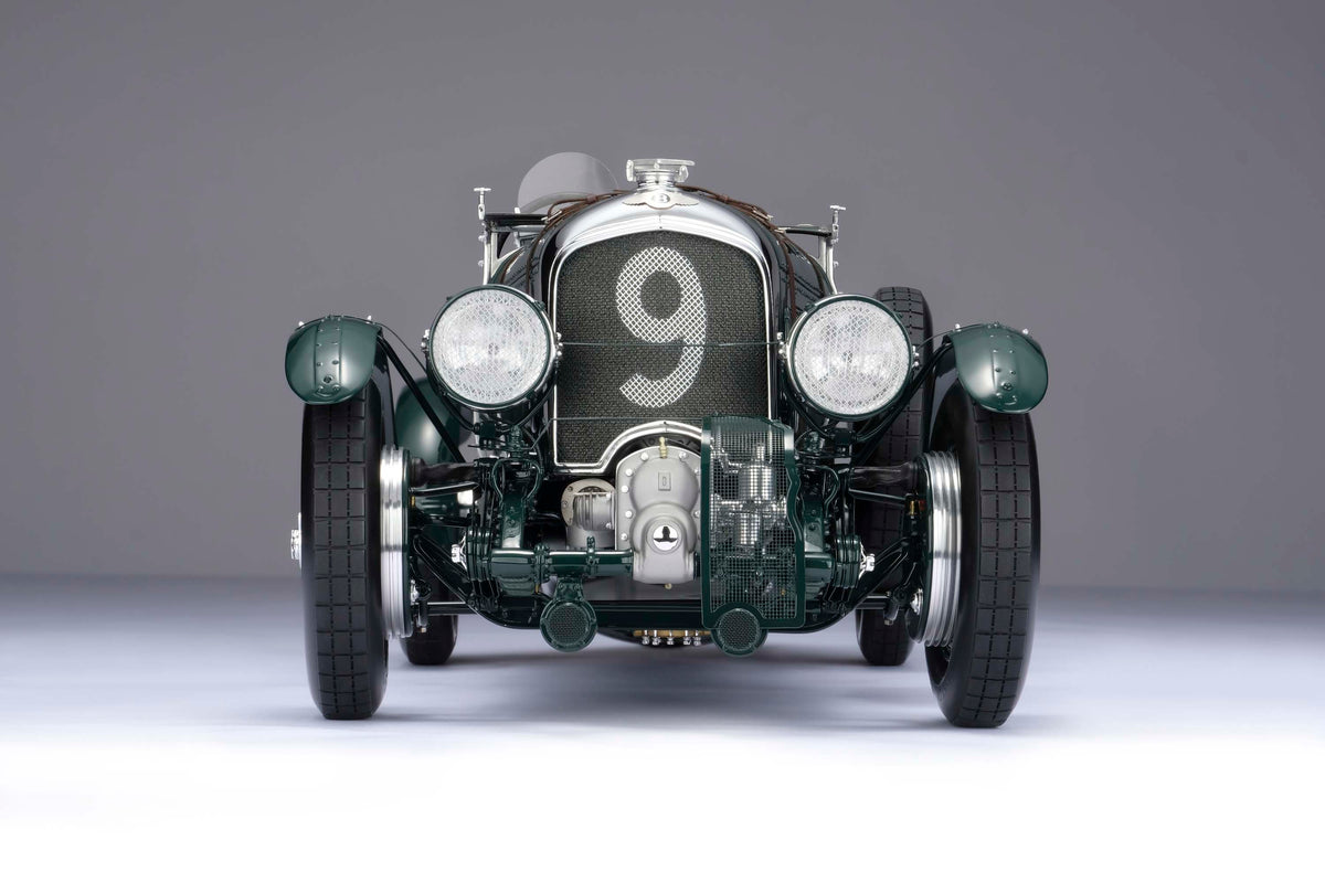 "1929 Bentley Blower" - 1930 Le Mans - Birkin & Chassagne - 1:8 scale model positioned on a light background.