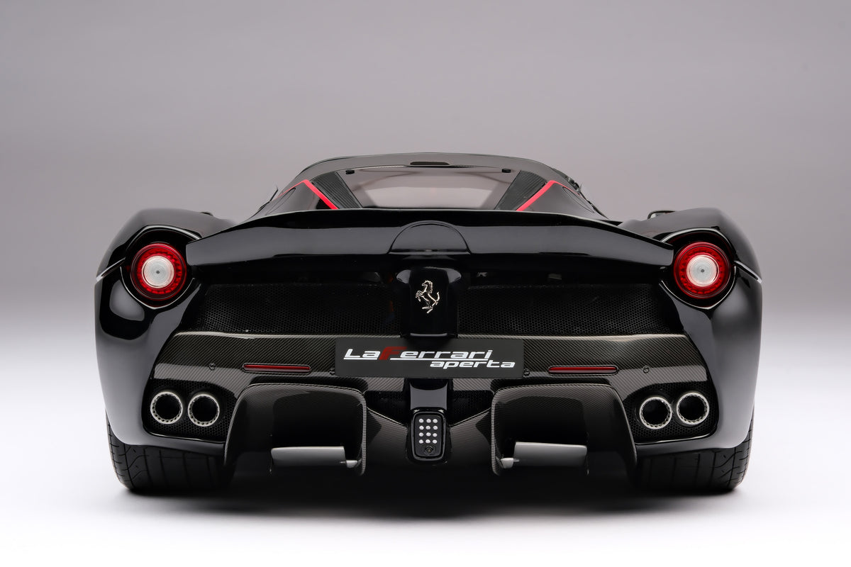 Ferrari LaFerrari Aperta (2016) - Black - 1:8 scale