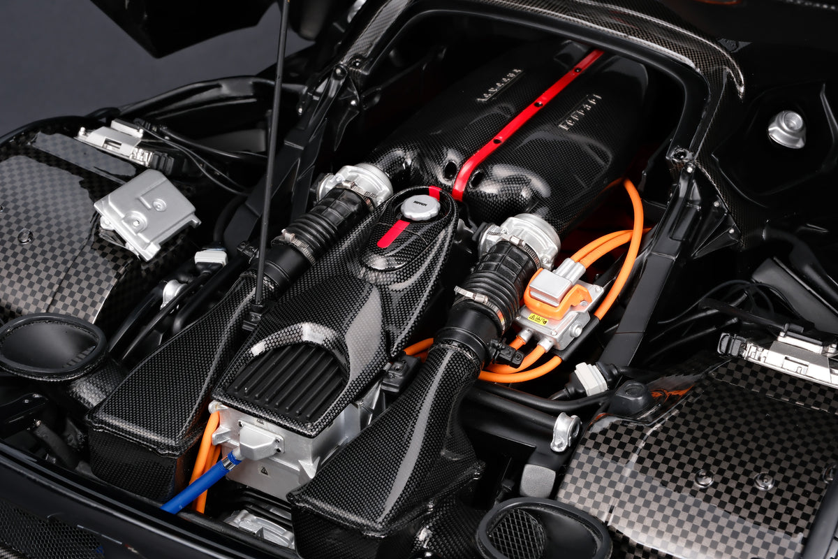 Ferrari LaFerrari Aperta - Tailor Made