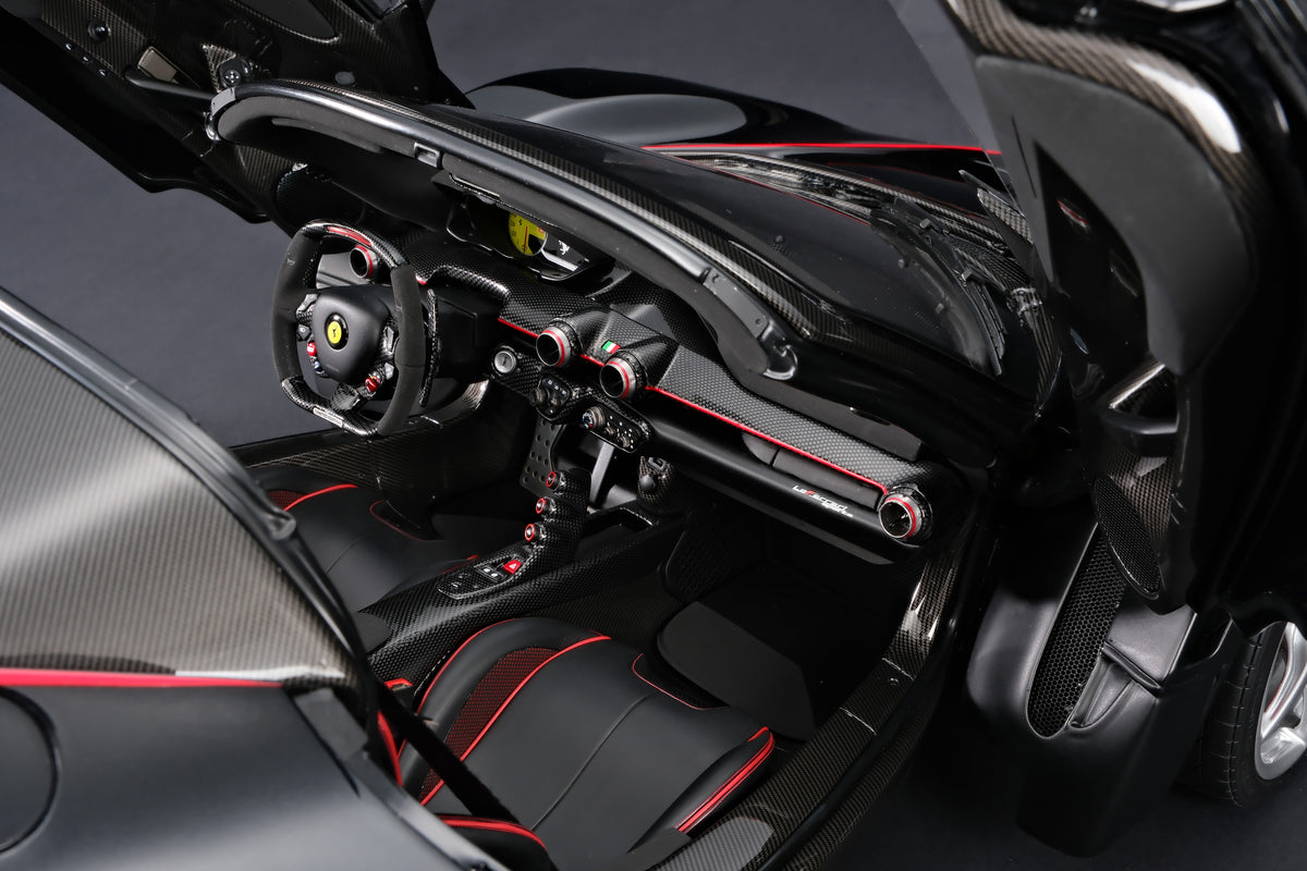 Ferrari LaFerrari Aperta - Tailor Made