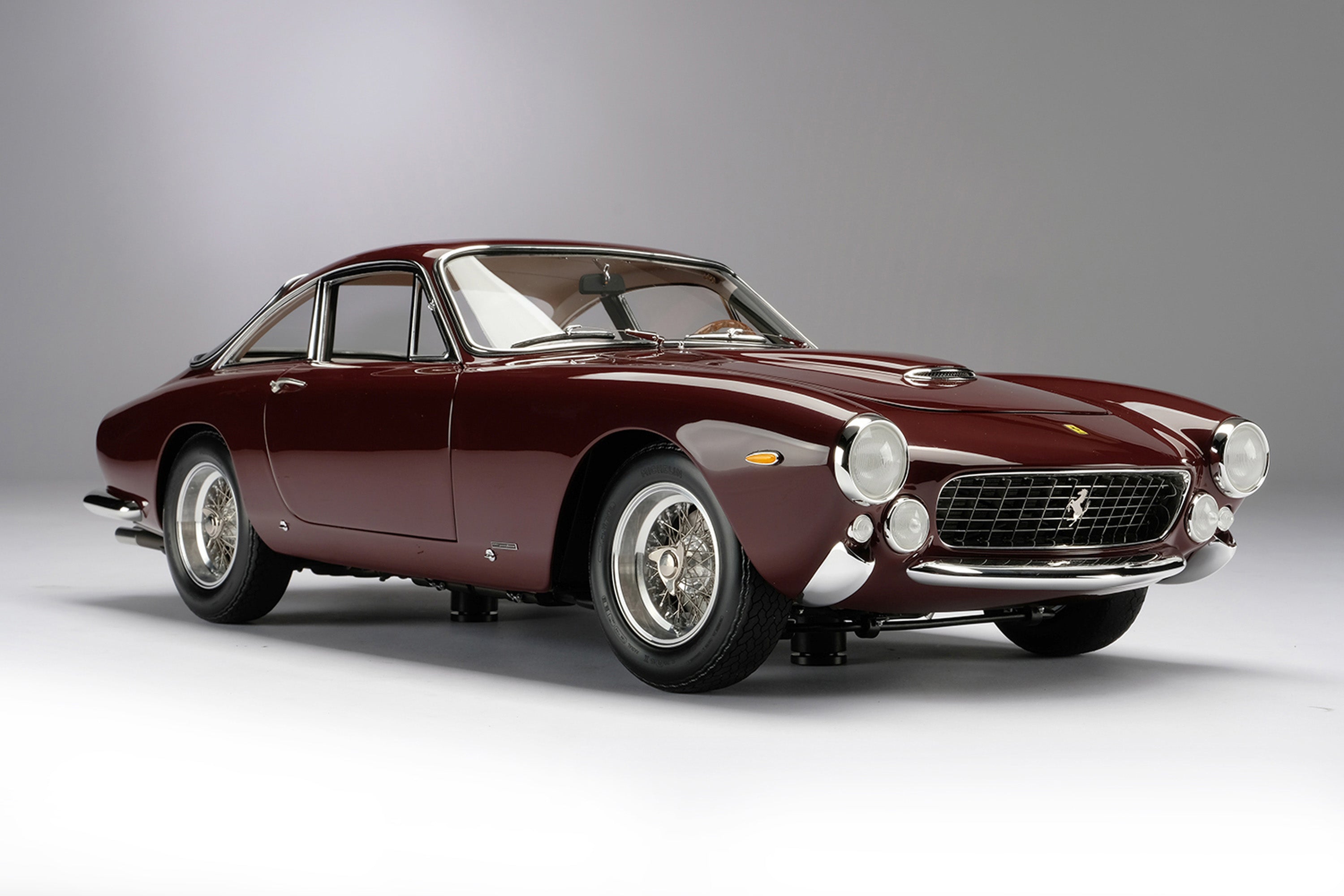 フェラーリ 250 GT ルッソ (1962) – Amalgam Collection