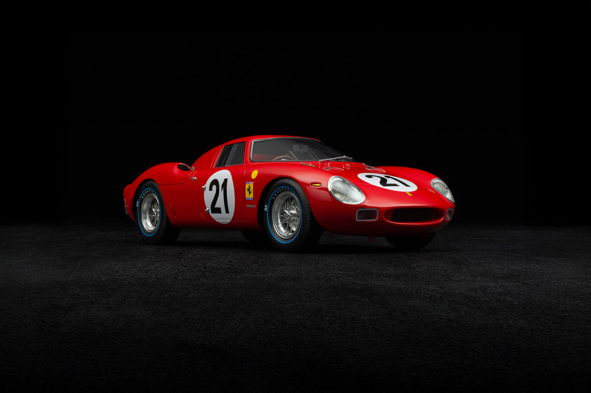 Ferrari 250 LM - 1965 Le Mans Winner - 1:18 scale