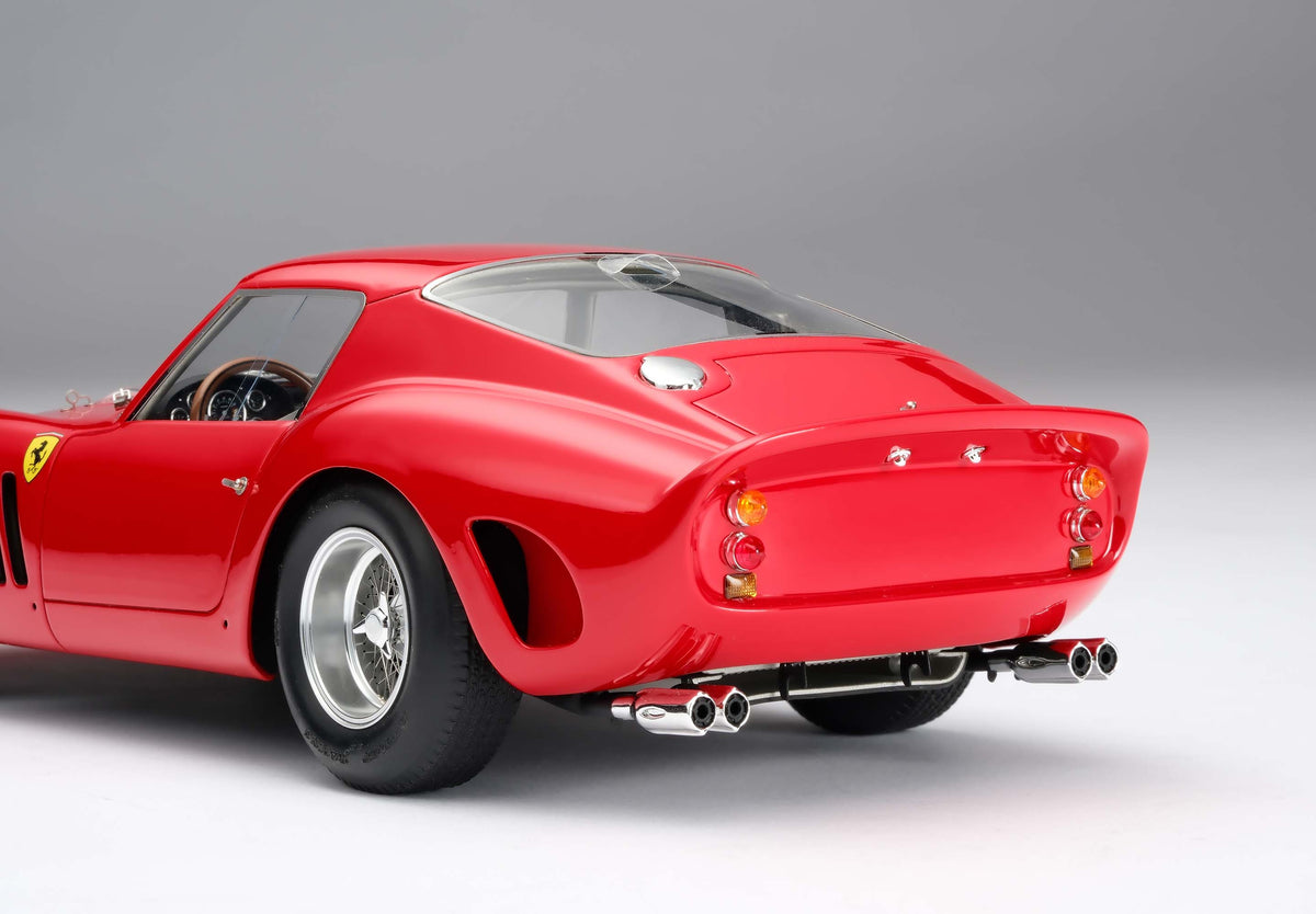 Ferrari 250 GTO - Version route (1962) - Échelle 1:18