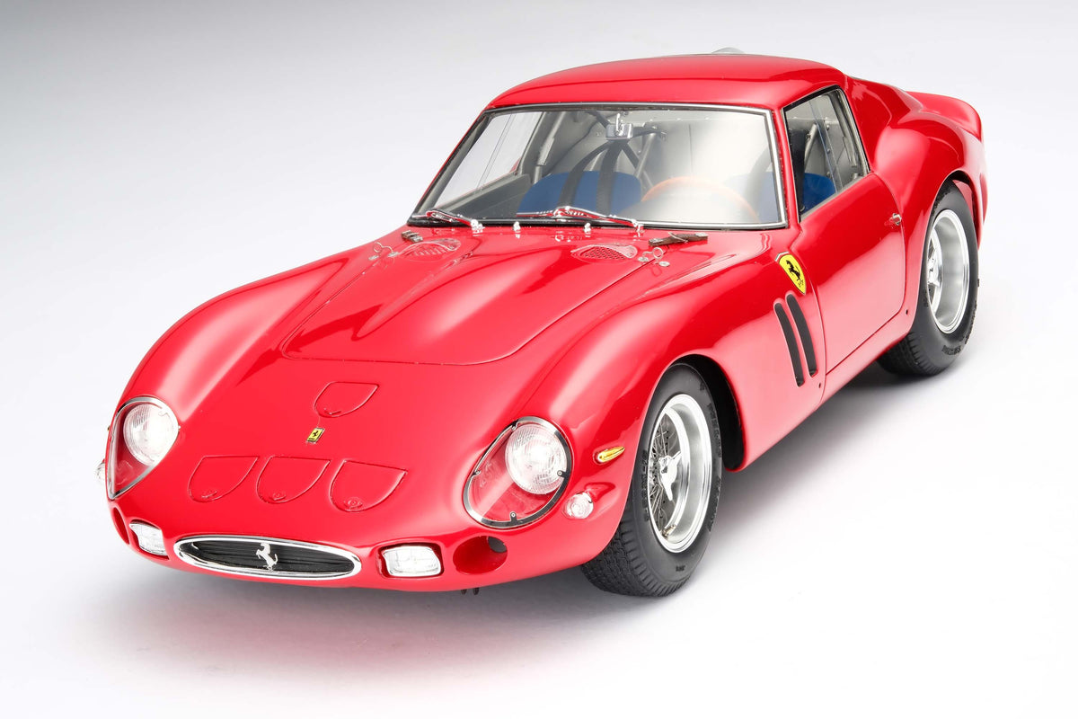 Ferrari 250 GTO - Version route (1962) - Échelle 1:18