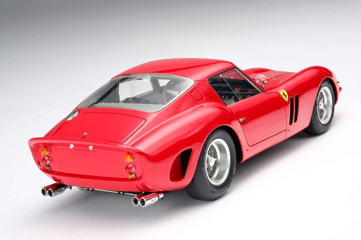 Ferrari 250 GTO - Version route (1962) - Échelle 1:18