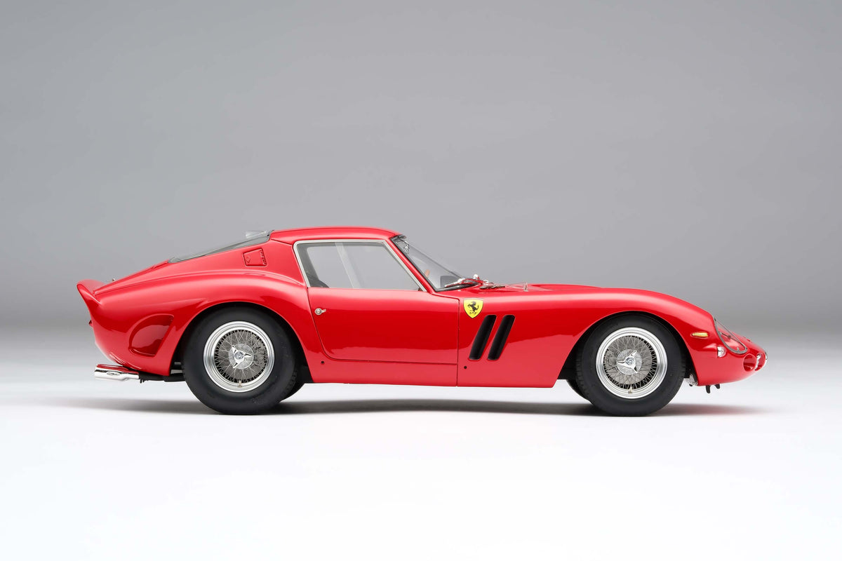 Ferrari 250 GTO - Version route (1962) - Échelle 1:18