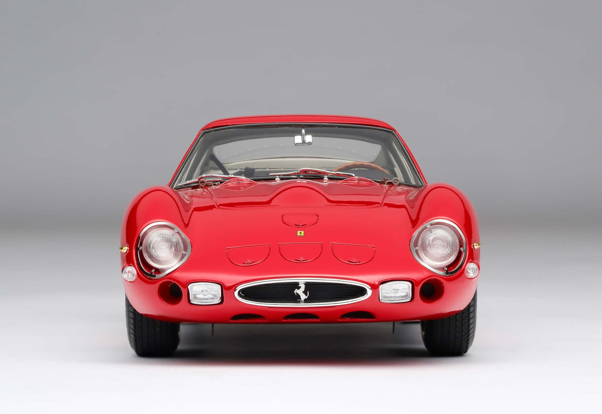 Ferrari 250 GTO - Version route (1962) - Échelle 1:18