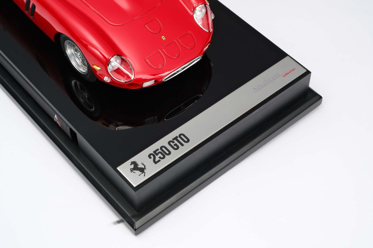 Ferrari 250 GTO - Version route (1962) - Échelle 1:18