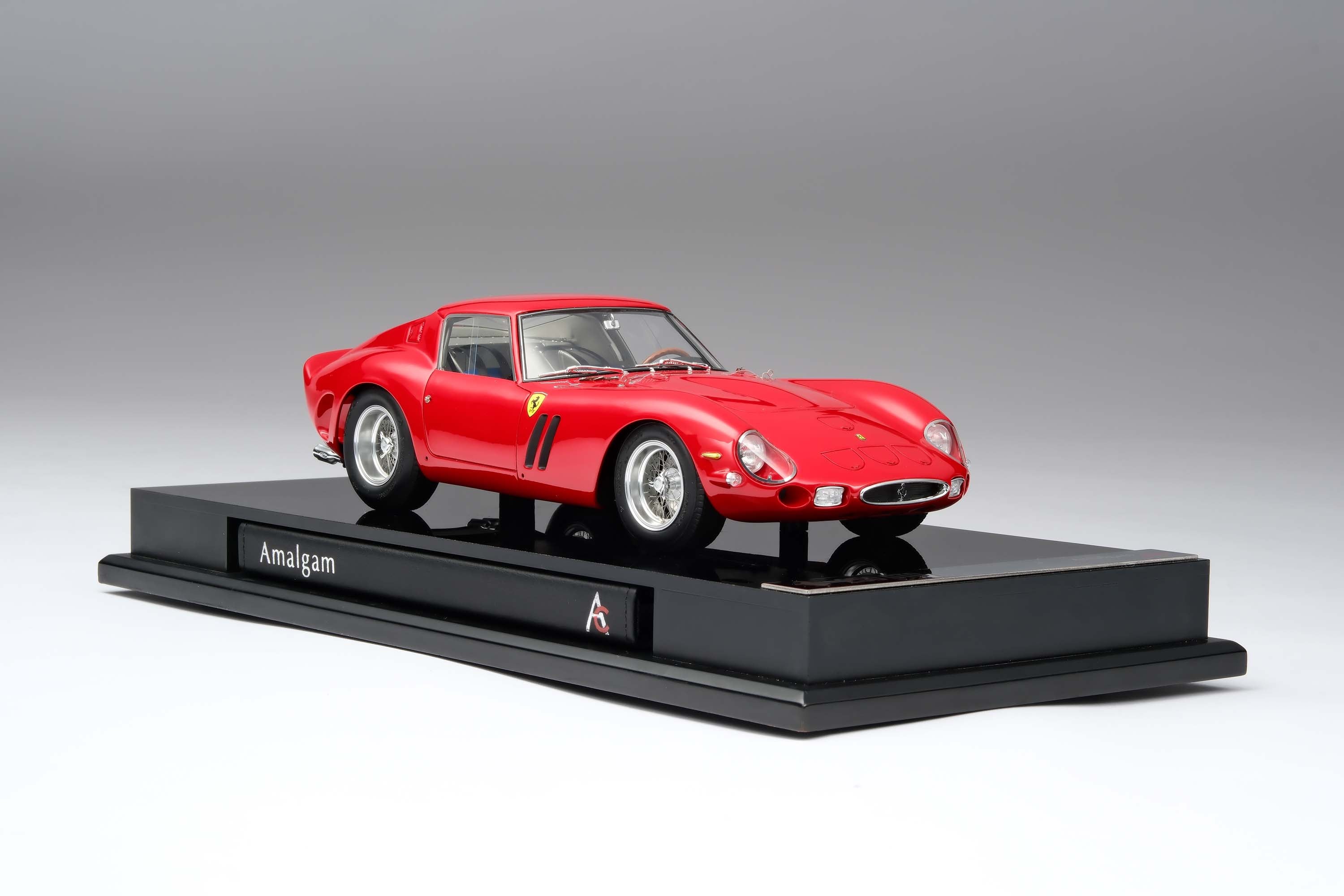 M5903-SC3Ferrari250GTO1-