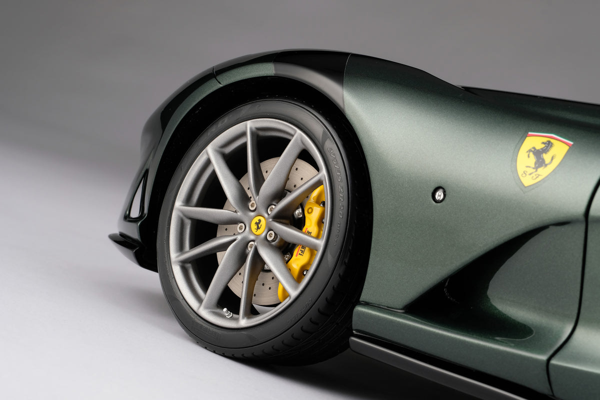 Ferrari 812 GTS - Bespoke - 1:8 Scale Model by Amalgam Collection