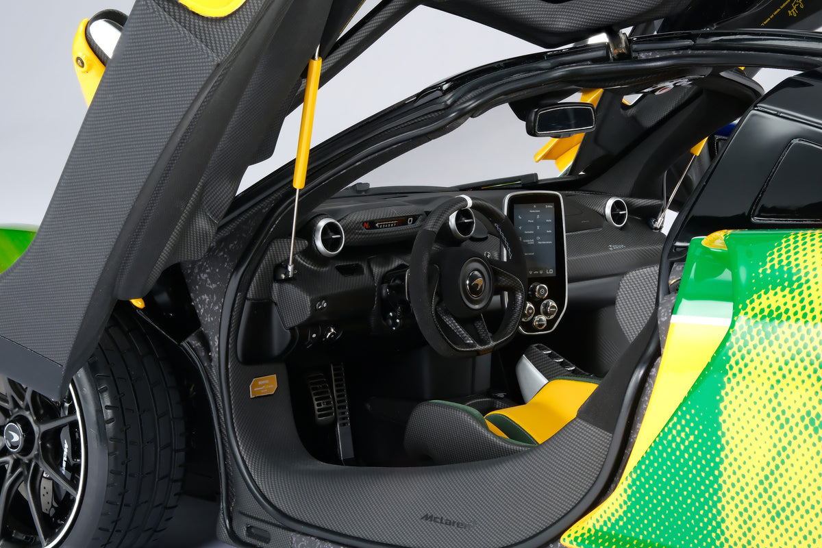 McLaren Senna in Senna Sempre Livery at 1:8 scale by Amalgam Collection