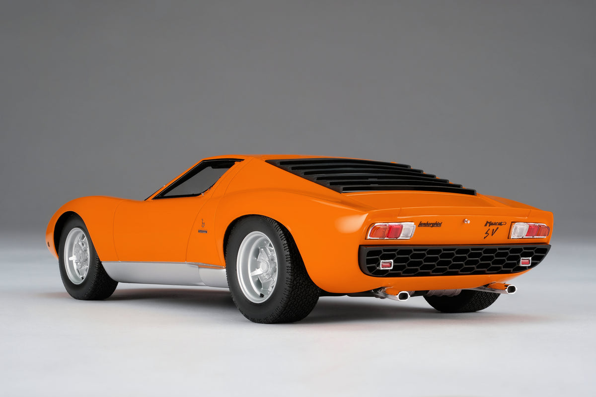 Lamborghini Miura P400 SV - Arancia Miura - 1:18 scale