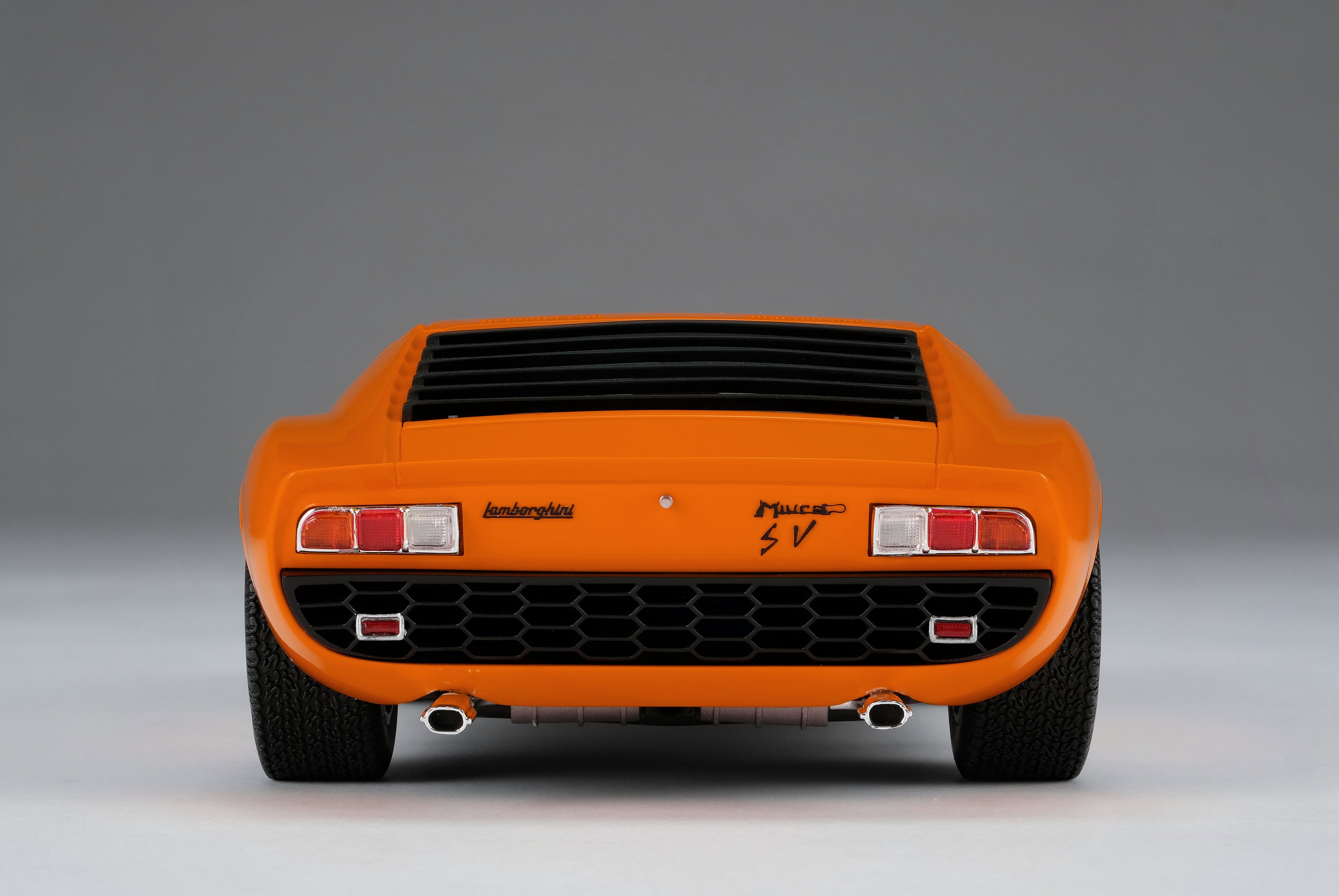 ランボルギーニ・Miura P400 SV | Amalgam Collection