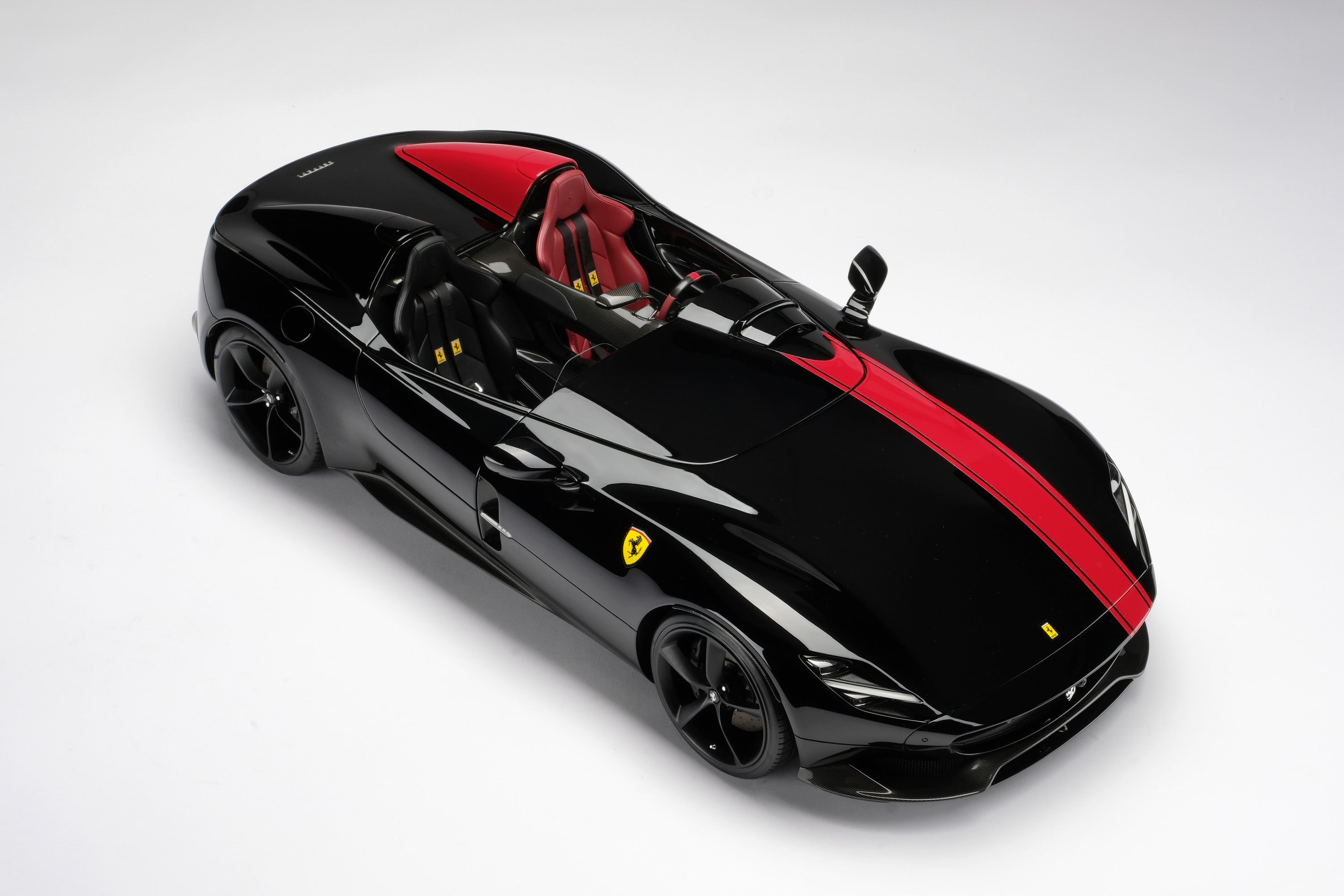 M6027-SP2-AMG- 