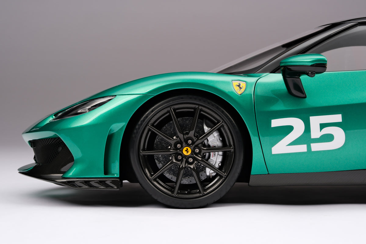 Ferrari 296 Speciale (2025) - Verde Nürburgring - Échelle 1/8