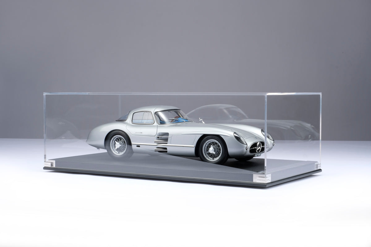 Mercedes-Benz 300 SLR Uhlenhaut Coupe (1955) - Gris argent métallisé - Échelle 1/8