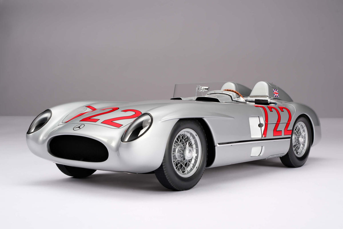 Mercedes-Benz 300 SLR - n° 722 - Vainqueur de la Mille Miglia 1955 - Stirling Moss et Denis Jenkinson - Échelle 1/8