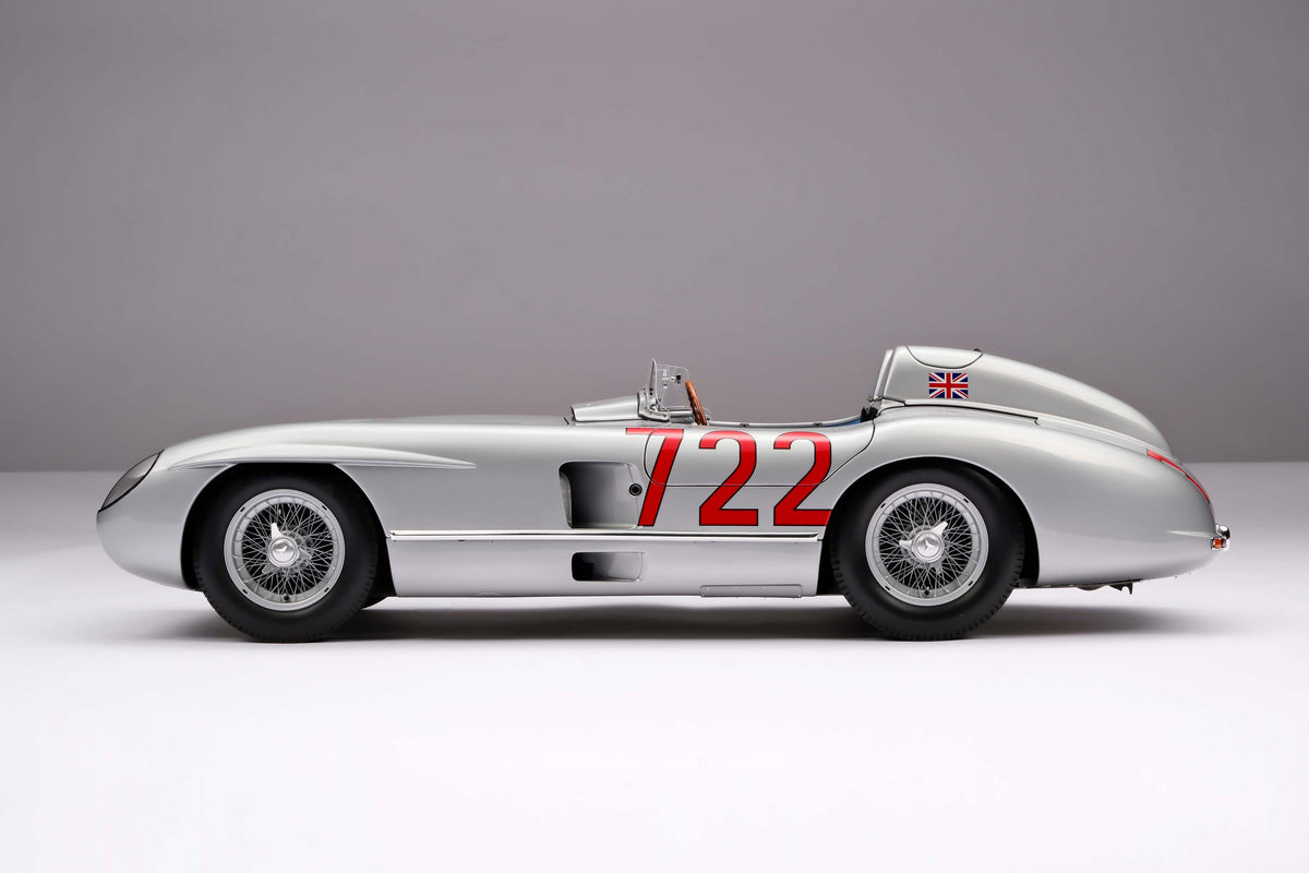 Mercedes-Benz 300 SLR - n° 722 - Vainqueur de la Mille Miglia 1955 - Stirling Moss et Denis Jenkinson - Échelle 1/8