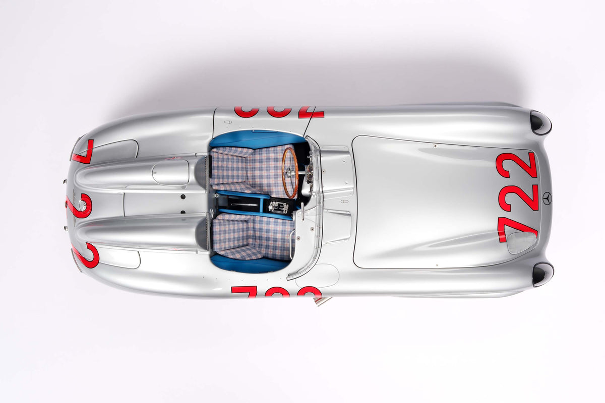 Mercedes-Benz 300 SLR - n° 722 - Vainqueur de la Mille Miglia 1955 - Stirling Moss et Denis Jenkinson - Échelle 1/8