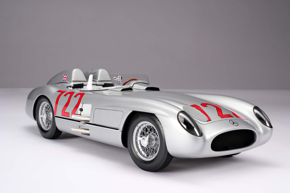 Mercedes-Benz 300 SLR - n° 722 - Vainqueur de la Mille Miglia 1955 - Stirling Moss et Denis Jenkinson - Échelle 1/8