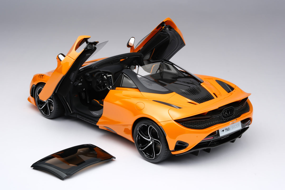 McLaren 750S Spider (2023) at 1:8 scale by Amalgam Collection