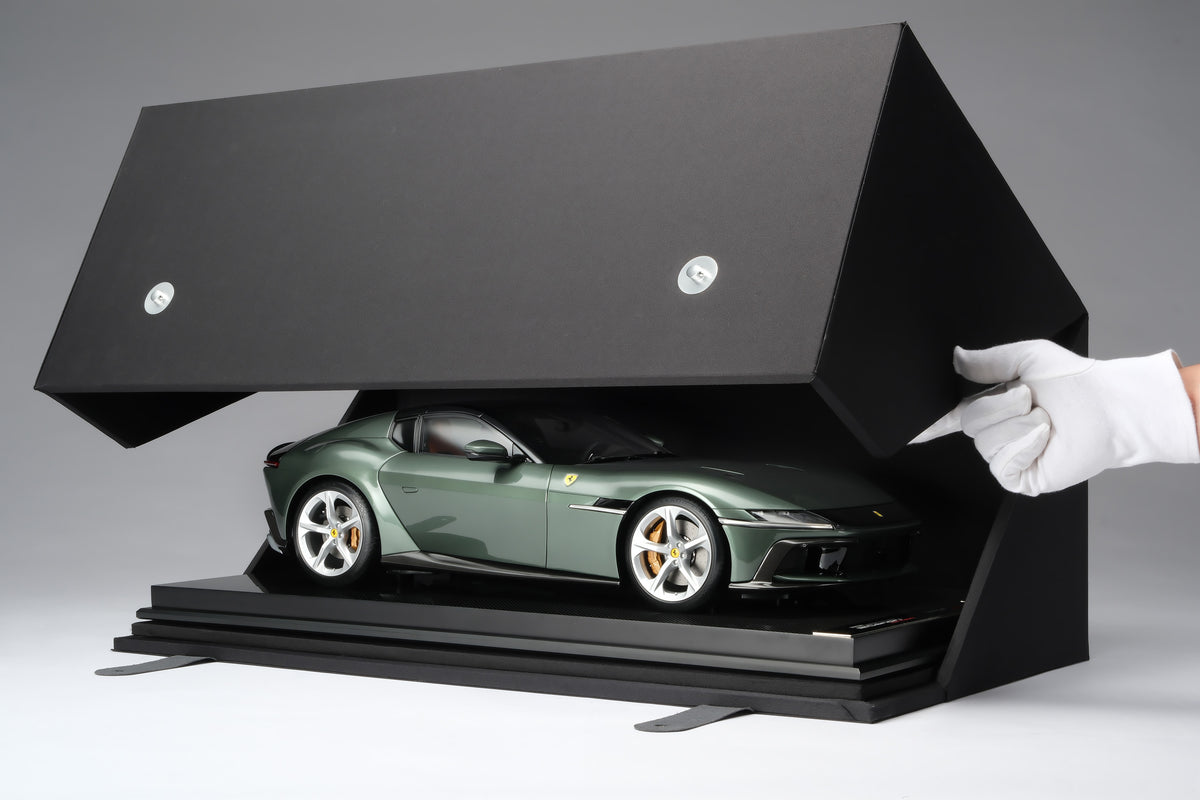 Ferrari 12Cilindri Spider (2024) - Limited Edition at 1:8 scale