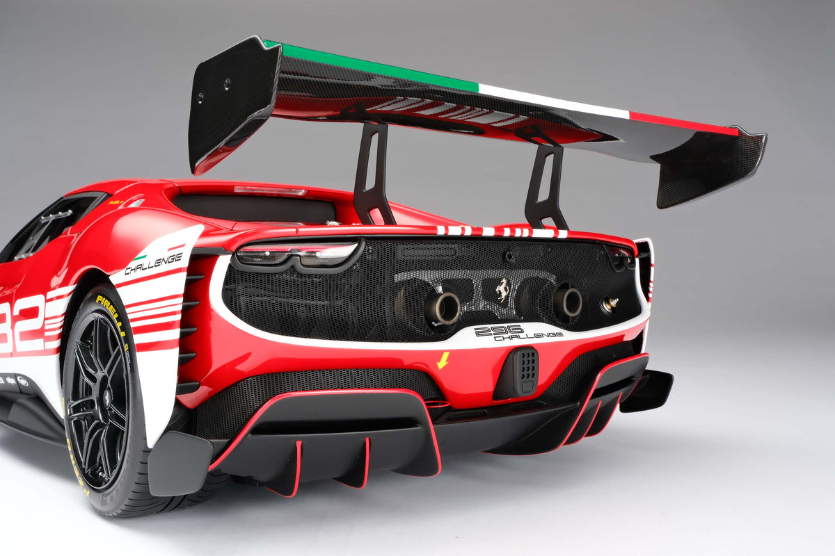 Ferrari 296 Challenge (2023) - 1:8 scale