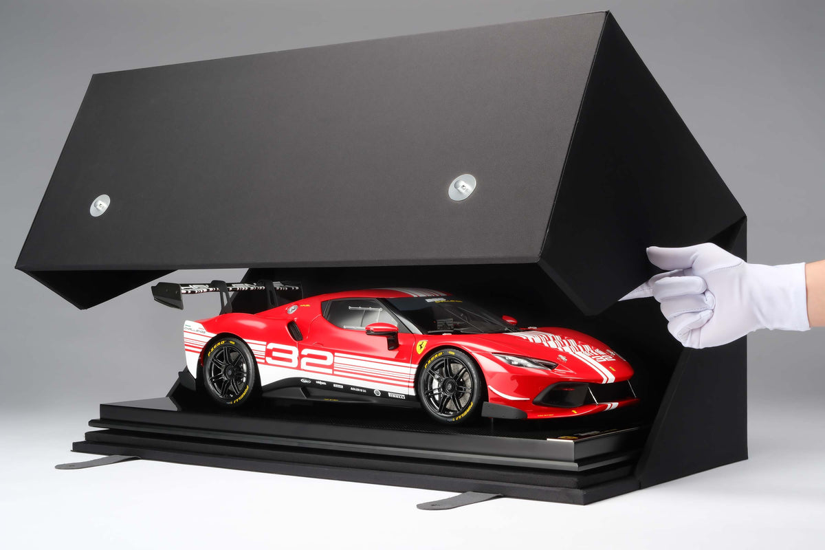 Ferrari 296 Challenge (2023) - 1:8 scale