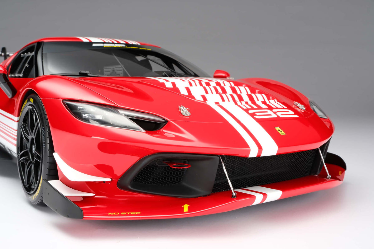 Ferrari 296 Challenge (2023) - 1:8 scale
