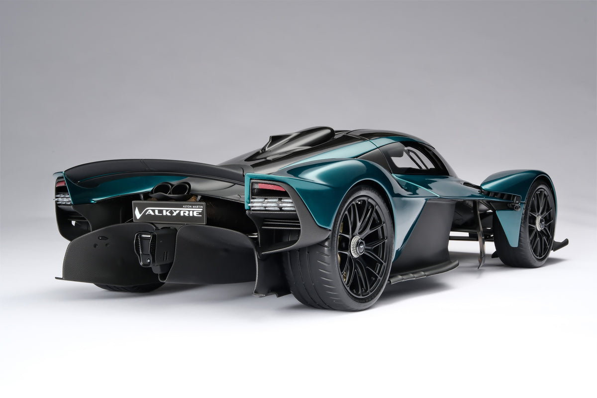 Aston Martin Valkyrie - Limited Edition - 1:8 scale by Amalgam Collection