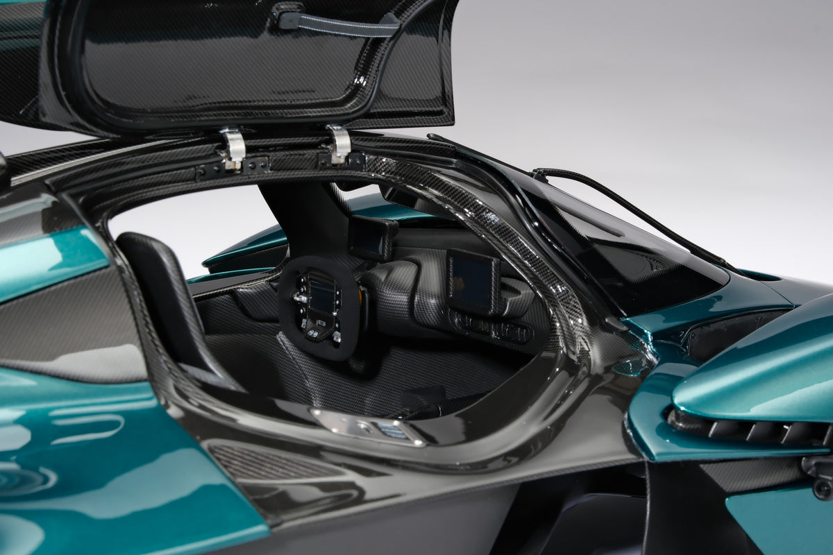 Aston Martin Valkyrie - Limited Edition - 1:8 scale by Amalgam Collection