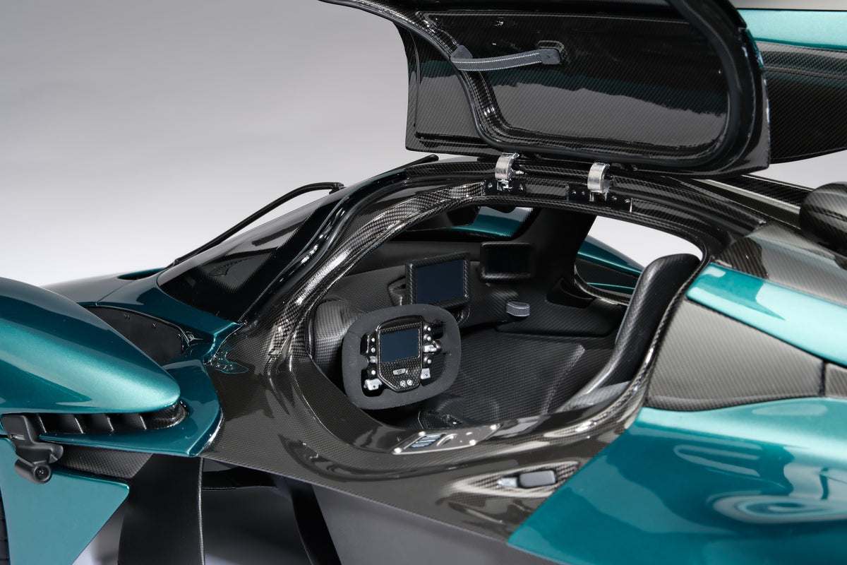 Aston Martin Valkyrie - Limited Edition - 1:8 scale by Amalgam Collection