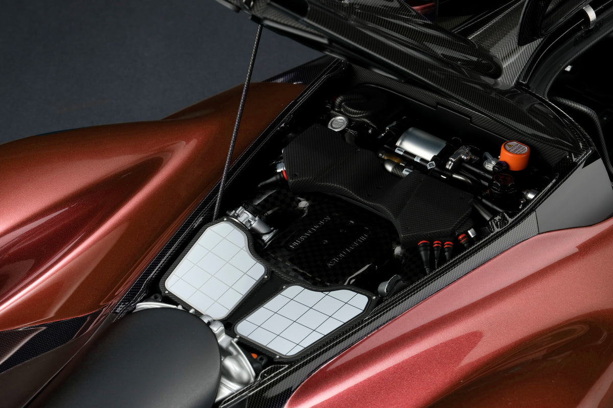 Aston Martin Valkyrie Spider - Tailor Made
