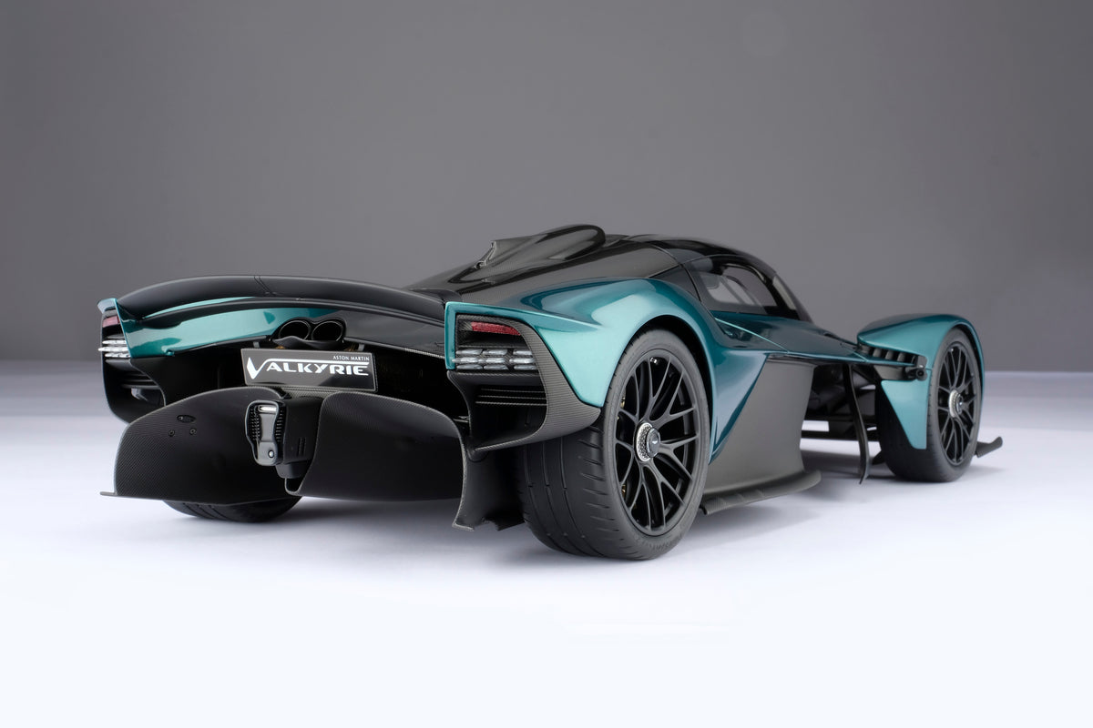 Aston Martin Valkyrie Spider (2023) - Échelle 1:8