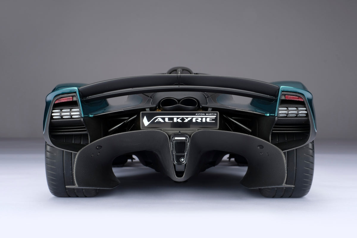 Aston Martin Valkyrie Spider (2023) - Échelle 1:8