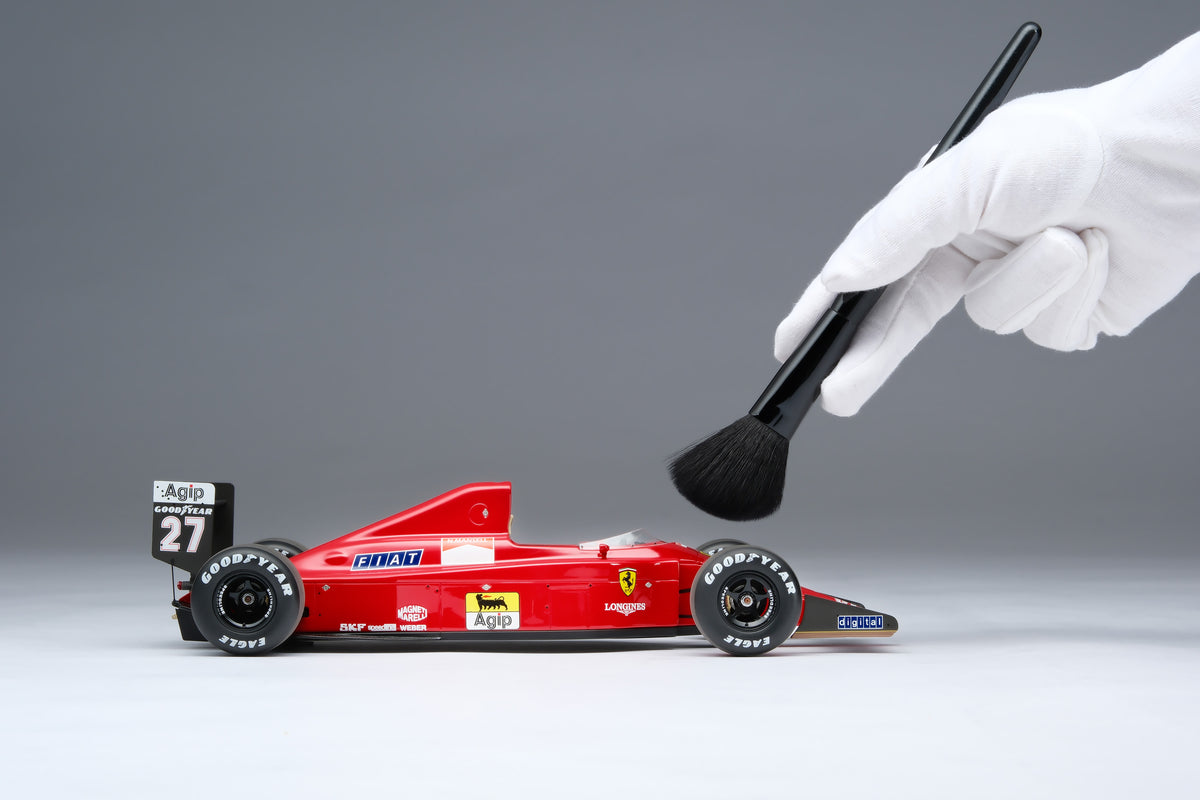 Ferrari F1-89 - 1989 British Grand Prix - Nigel Mansell - 1:18 scale by Amalgam Collection