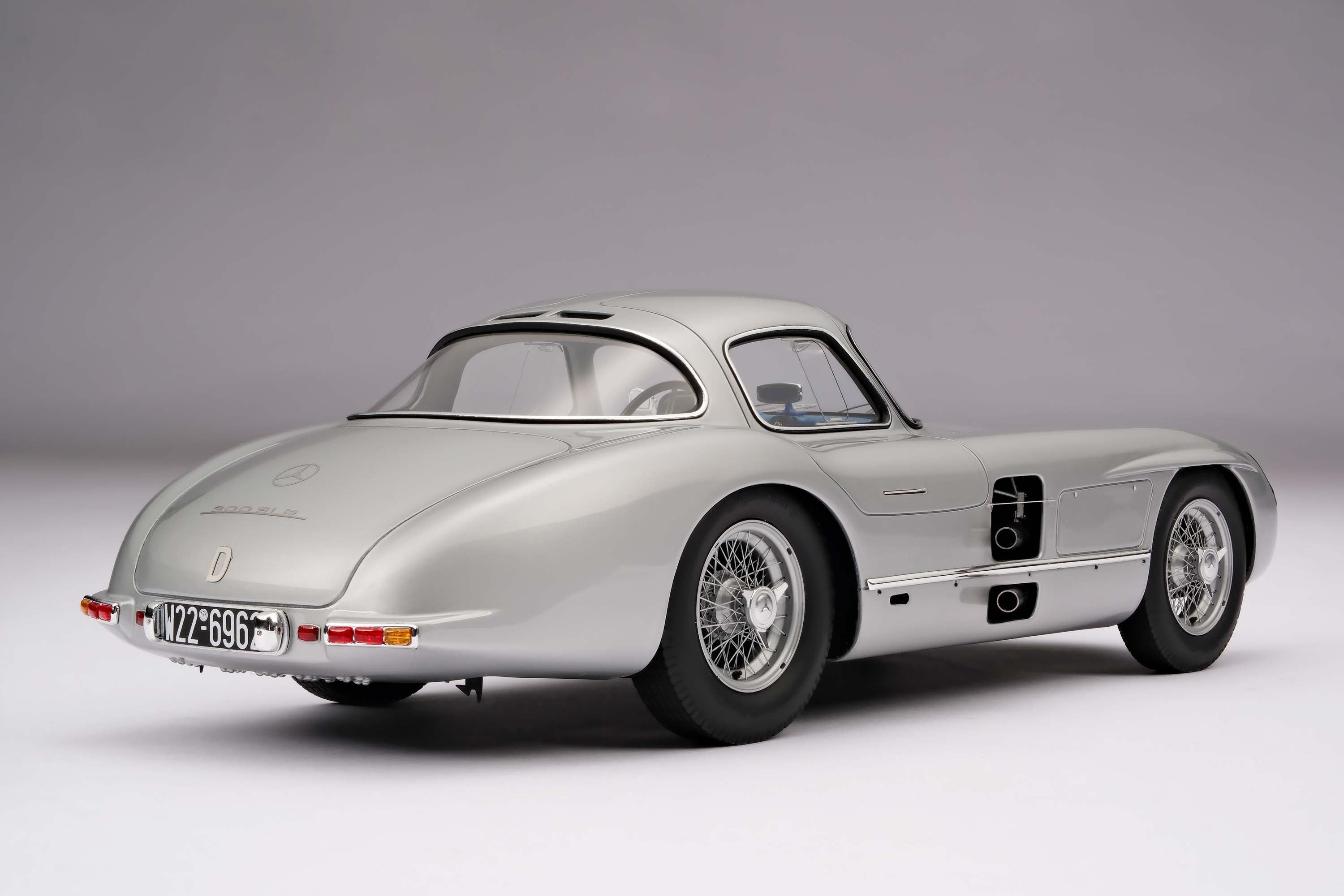 メルセデス・ベンツ 300 SLR「ウーレンハウト クーペ」 – Amalgam
