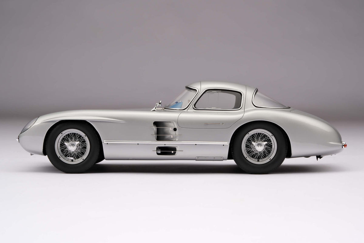 Mercedes-Benz 300 SLR Uhlenhaut Coupe - Silver Grey Metallic - 1:18 scale