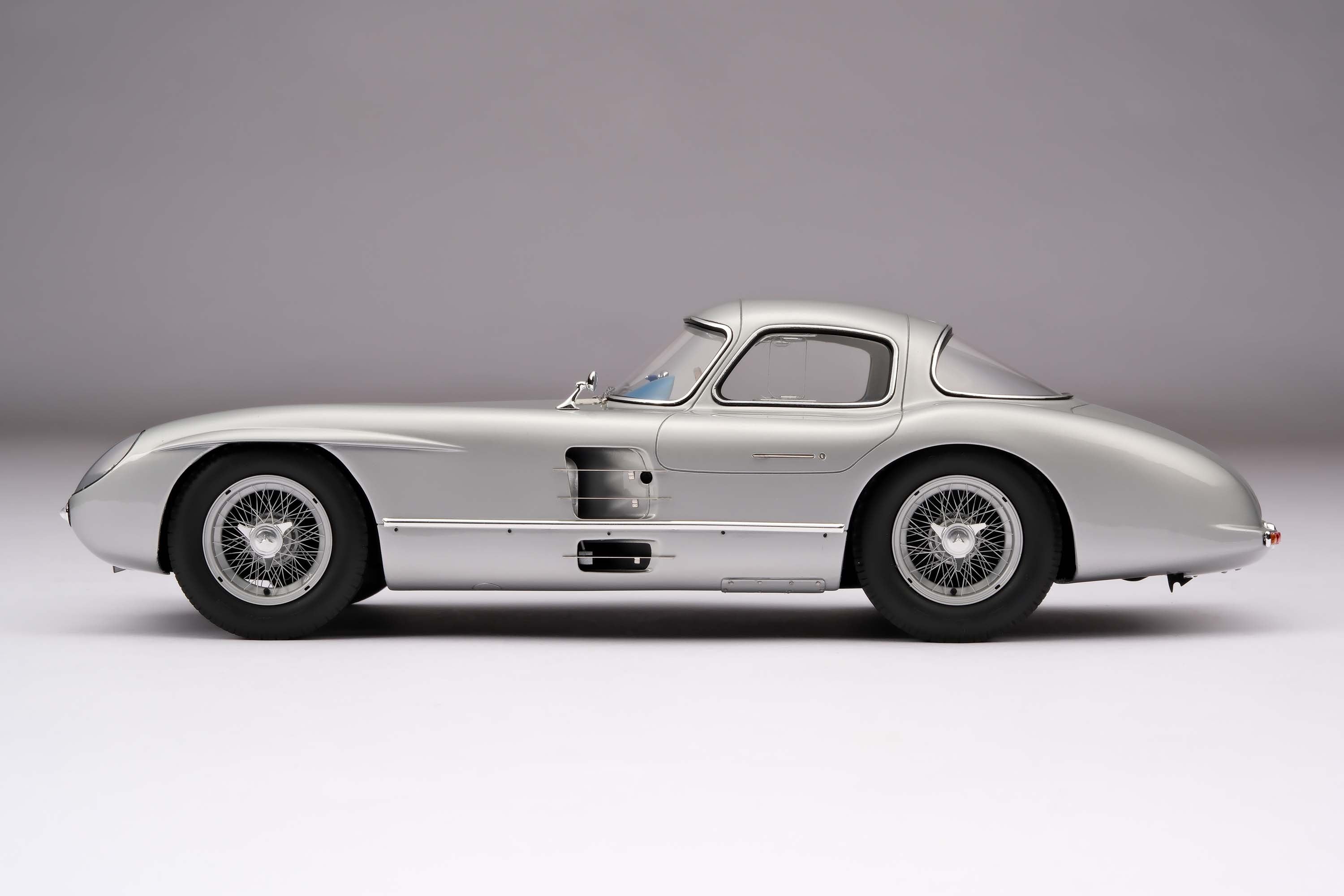 メルセデス・ベンツ 300 SLR「ウーレンハウト クーペ」 – Amalgam