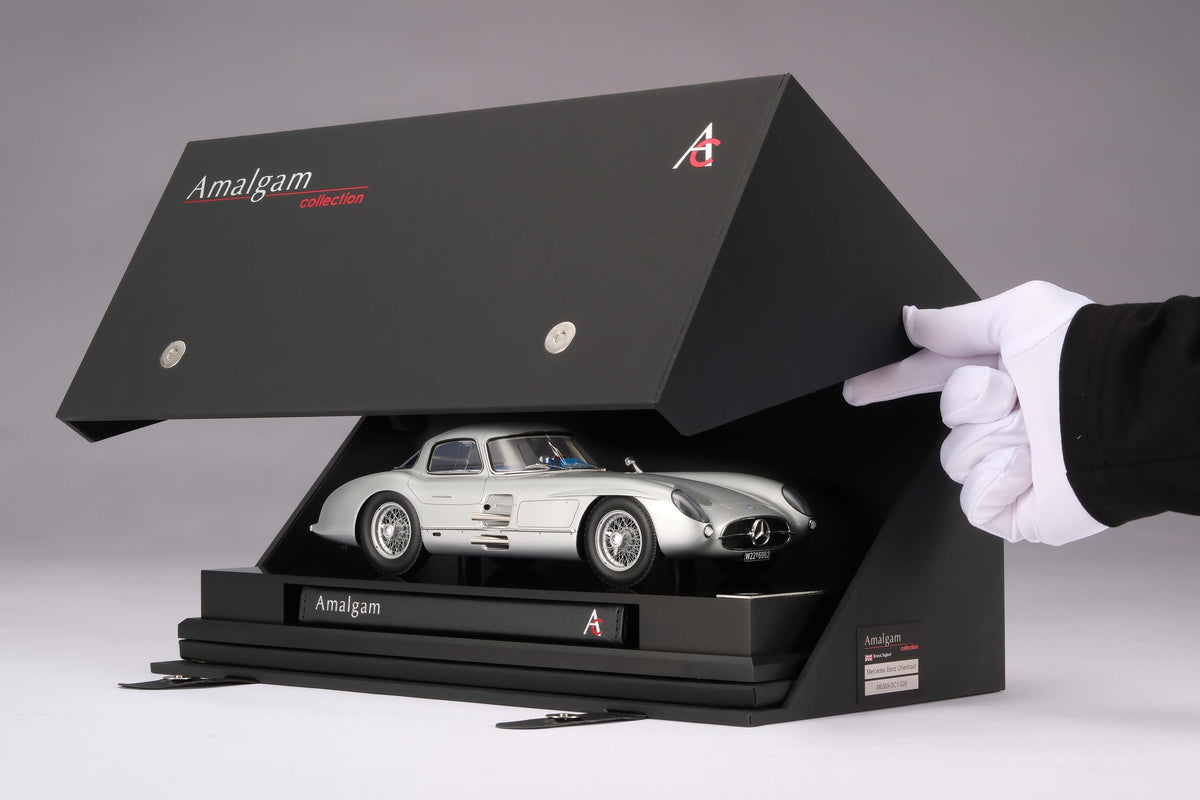 Mercedes-Benz 300 SLR Uhlenhaut Coupe - Silver Grey Metallic - 1:18 scale