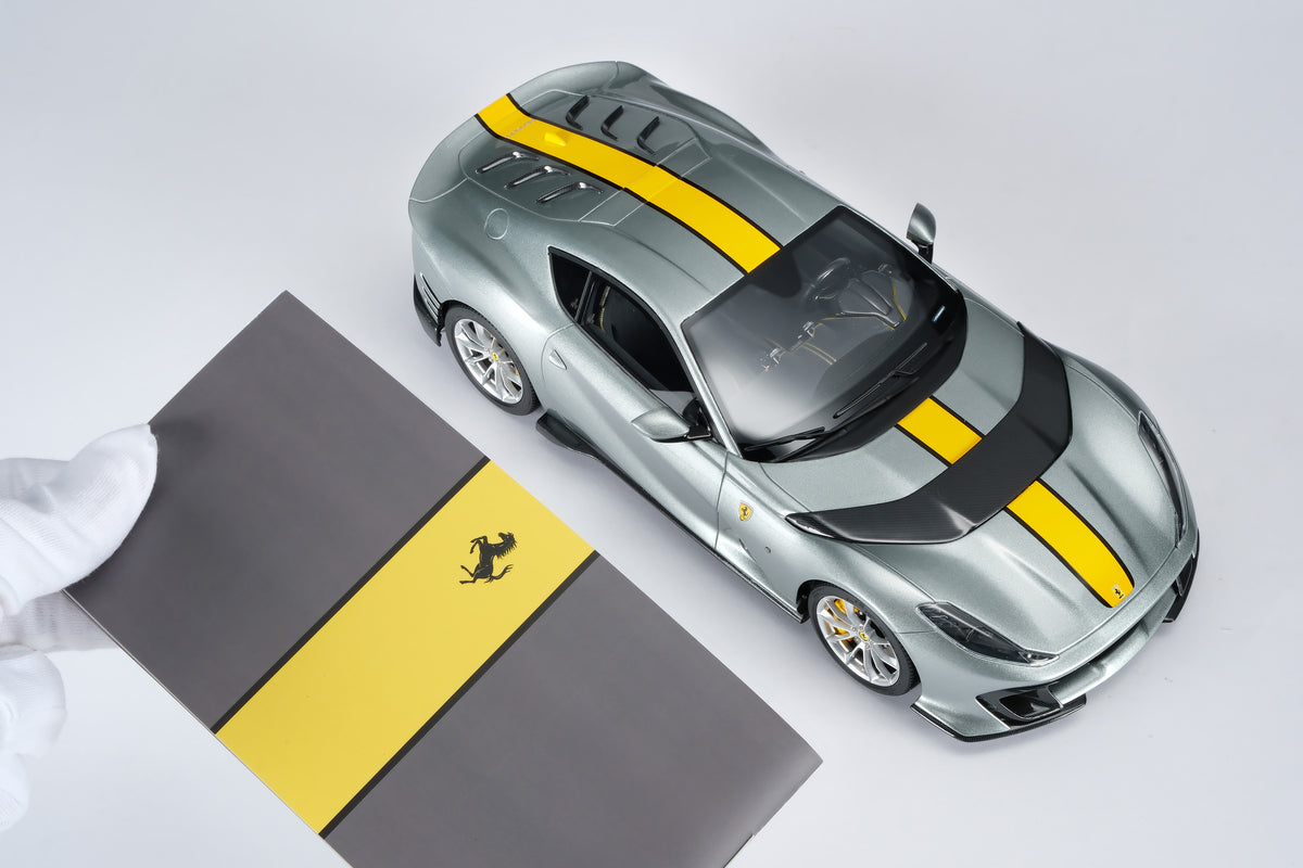 Ferrari 812 Competizione - 1:18 scale