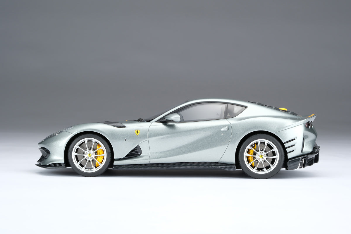 Ferrari 812 Competizione - 1:18 scale