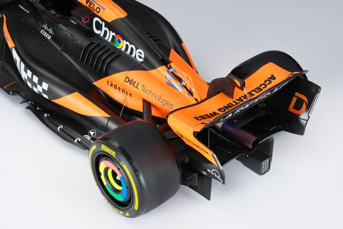 McLaren MCL38 - 2024 Miami Grand Prix - #81 Oscar Piastri - 1:8 scale by Amalgam Collection