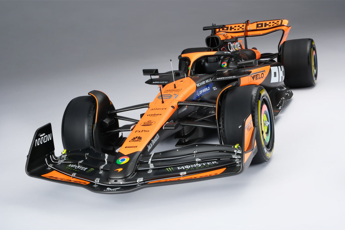 McLaren MCL38 - 2024 Miami Grand Prix - #81 Oscar Piastri - 1:8 scale by Amalgam Collection