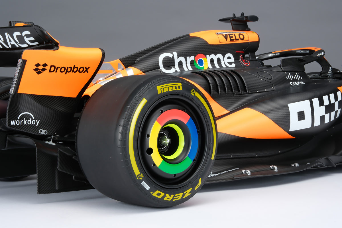 McLaren MCL38 - 2024 Miami Grand Prix - #81 Oscar Piastri - 1:8 scale by Amalgam Collection
