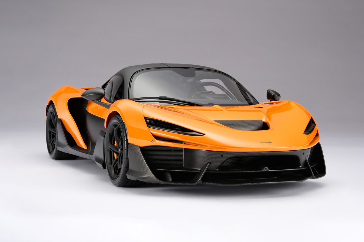 McLaren W1 (2024) - Papaya Spark - 1:8 scale